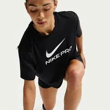 IMG_8556 חולצת נשים Nike – תמונה 1